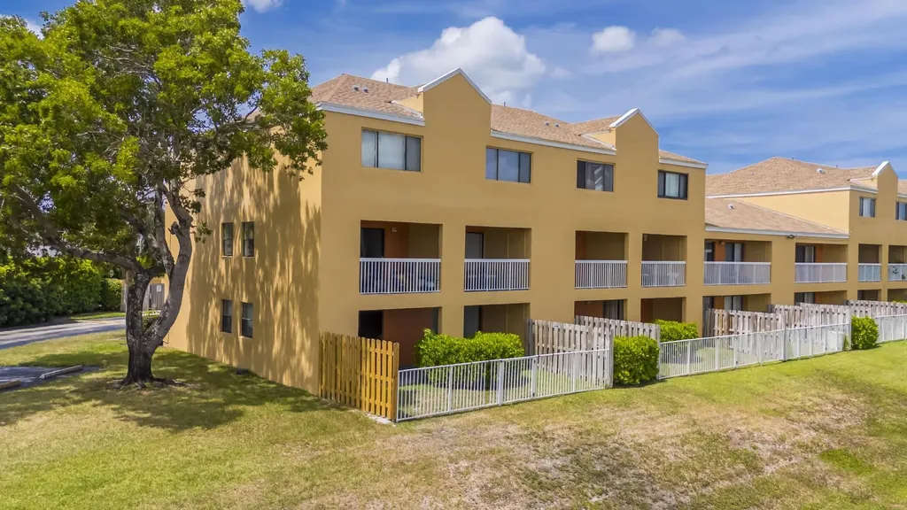 5200 NW 31st Avenue Fort Lauderdale FL 33309