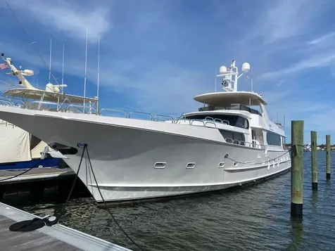 1111 Confidential West Palm Beach FL
