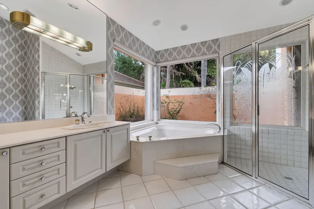 108 N River Drive W Jupiter FL 33458