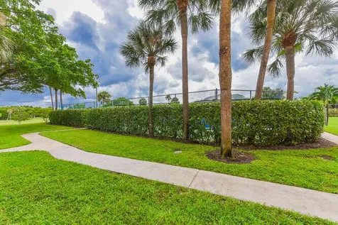 353 S Us Highway 1 Jupiter FL 33477