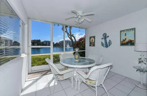 353 S Us Highway 1 Jupiter FL 33477