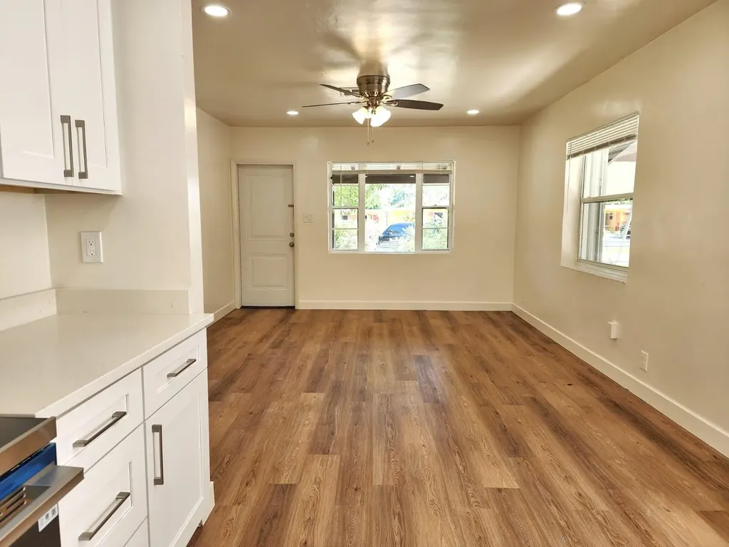617 NE 8th Avenue Boynton Beach FL 33435