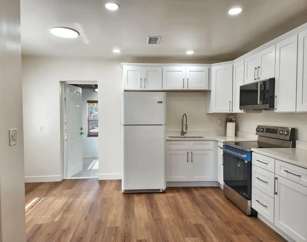 617 NE 8th Avenue Boynton Beach FL 33435