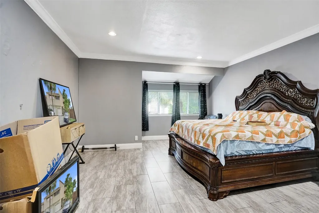 8226 NW 8th Place Plantation FL 33324