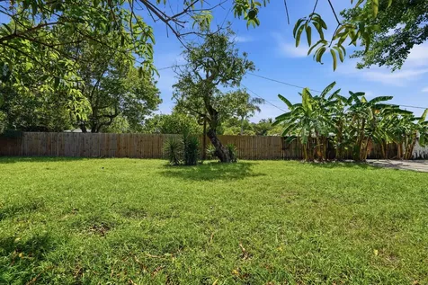 2530 Adams Street Hollywood FL 33020