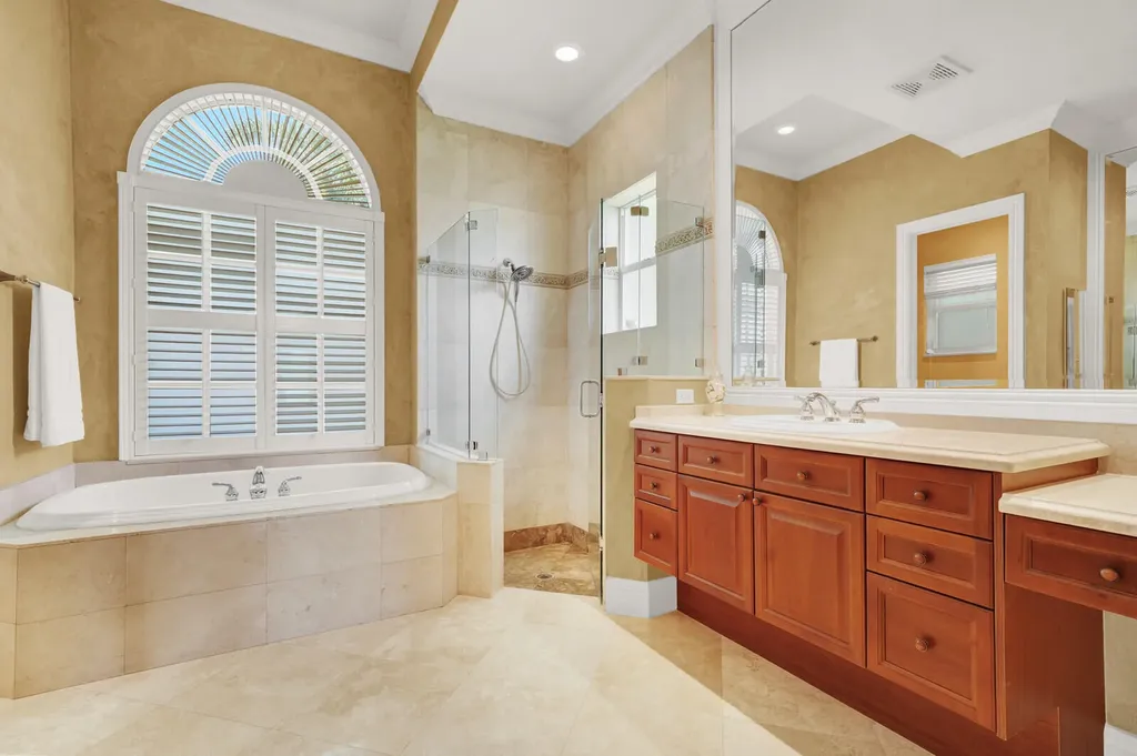 9695 Pandanus Way Boynton Beach FL 33436