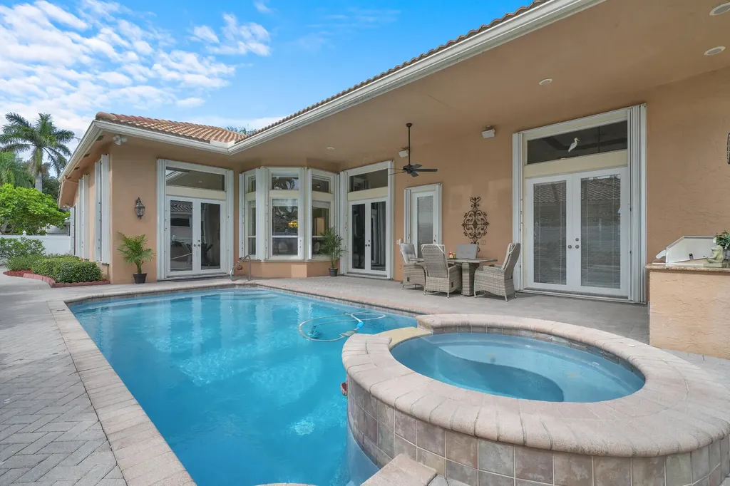 9695 Pandanus Way Boynton Beach FL 33436