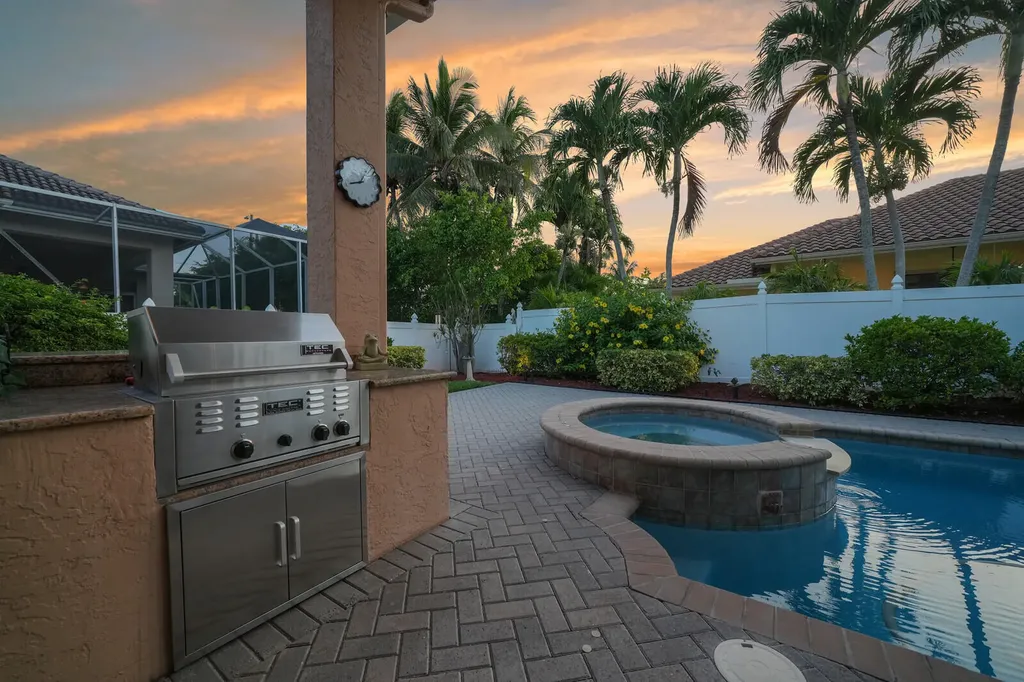 9695 Pandanus Way Boynton Beach FL 33436