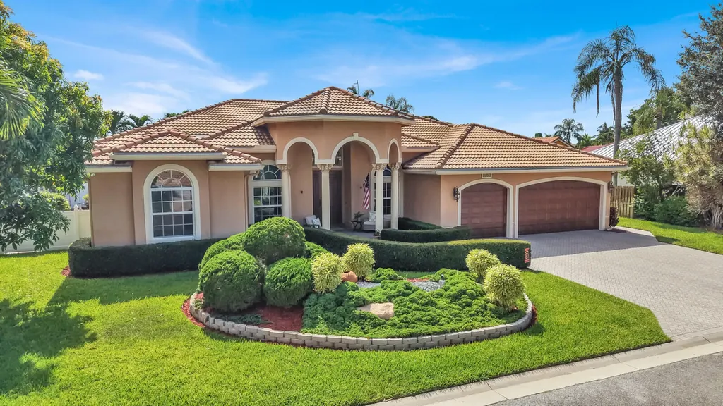 9695 Pandanus Way Boynton Beach FL 33436
