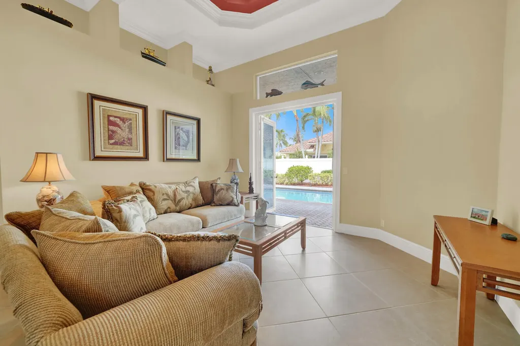 9695 Pandanus Way Boynton Beach FL 33436