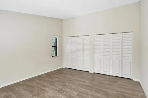 3066 S Oakland Forest Drive Oakland Park FL 33309