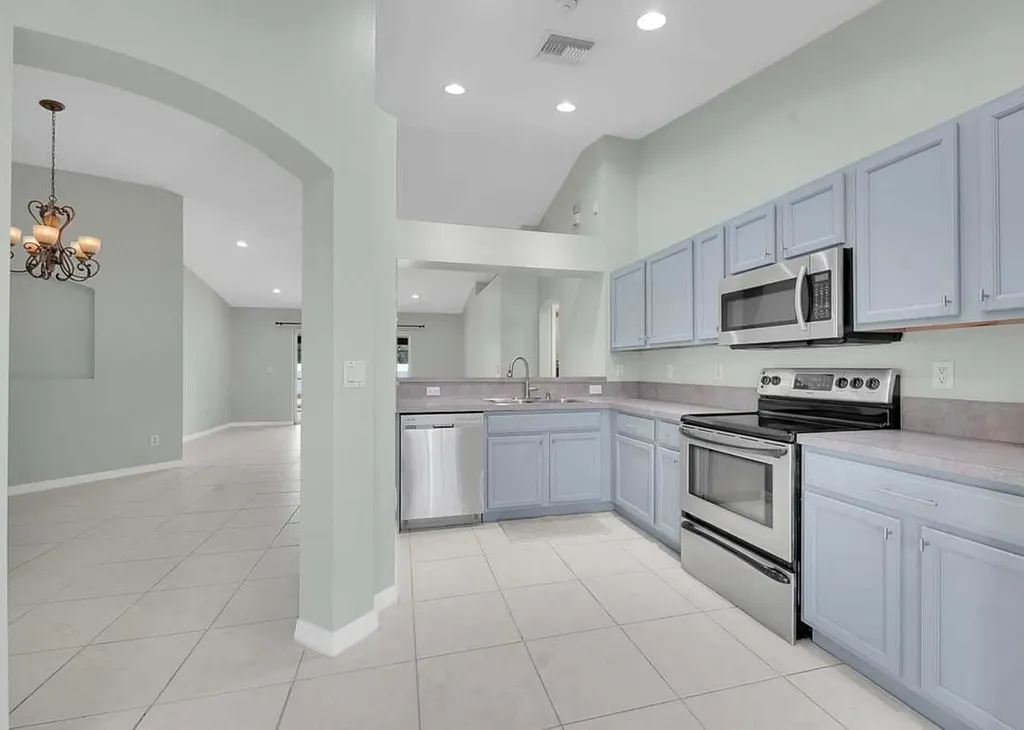 5335 NW Conley Drive Port St Lucie FL 34986