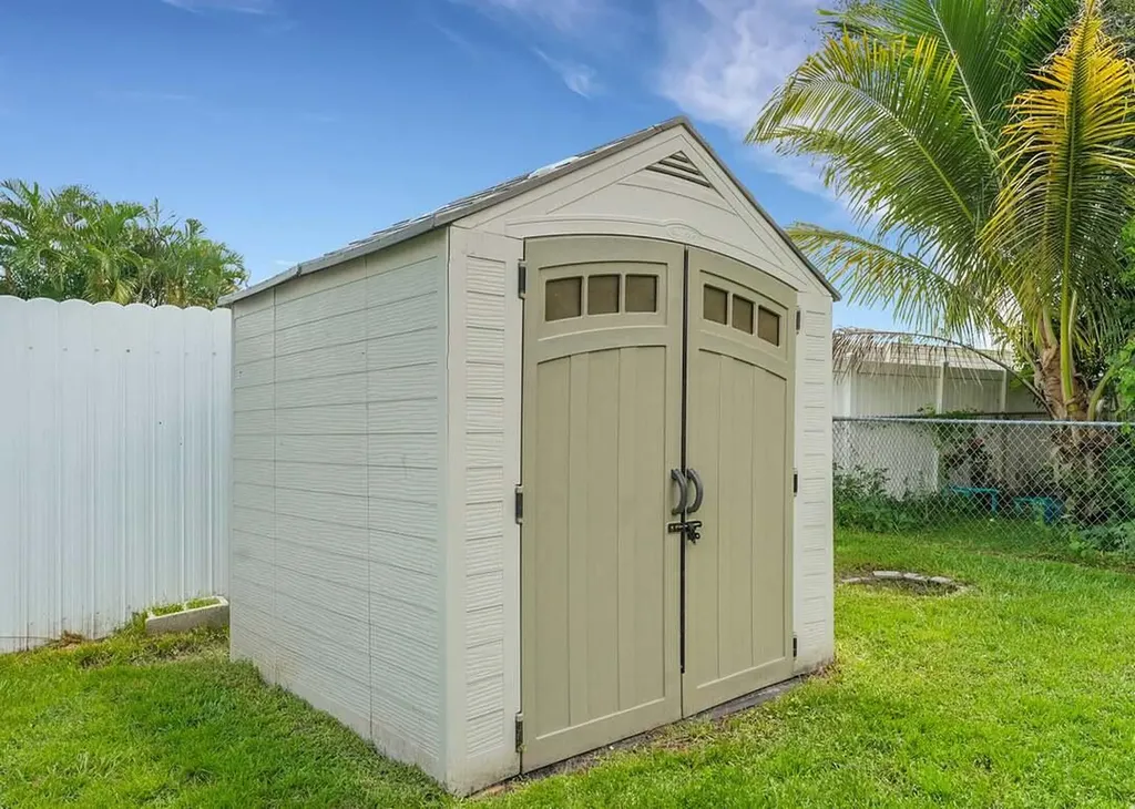 5335 NW Conley Drive Port St Lucie FL 34986