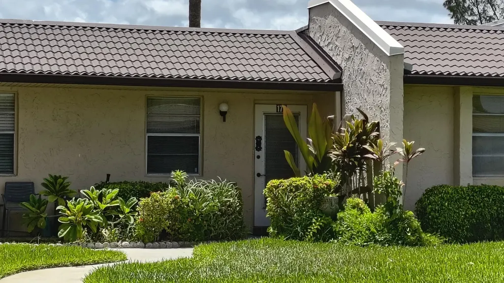 173 Lake Meryl Drive West Palm Beach FL 33411
