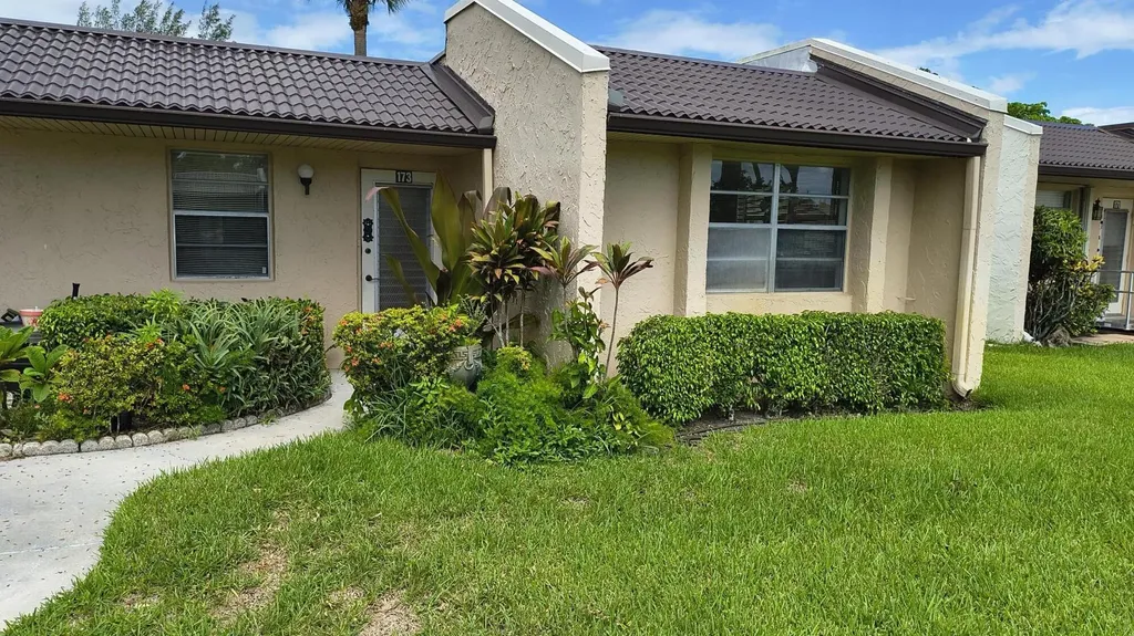 173 Lake Meryl Drive West Palm Beach FL 33411