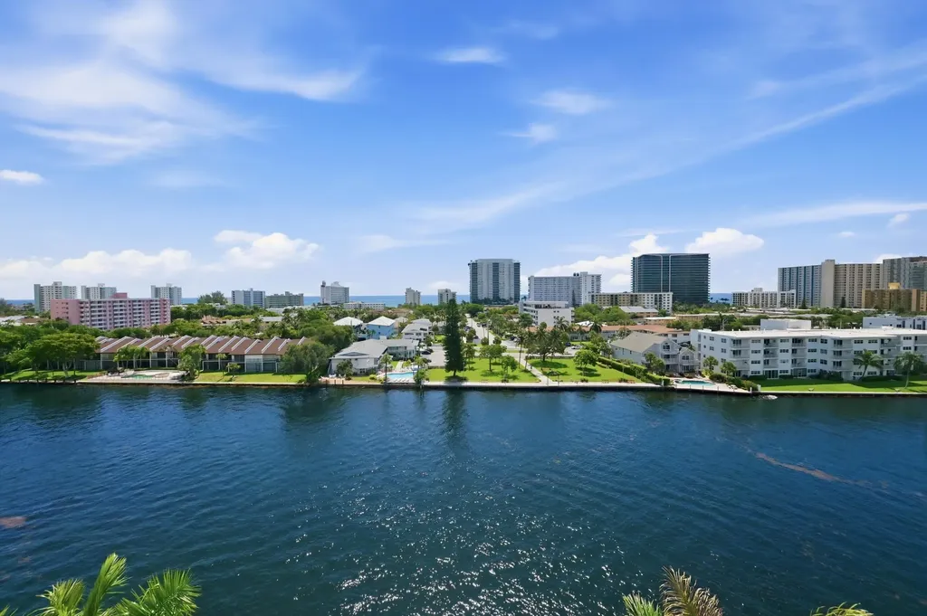 2880 NE 14th Street Causeway Pompano Beach FL 33062