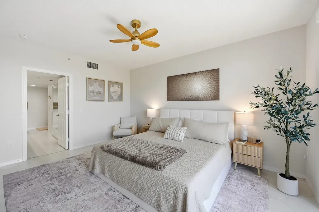 2880 NE 14th Street Causeway Pompano Beach FL 33062
