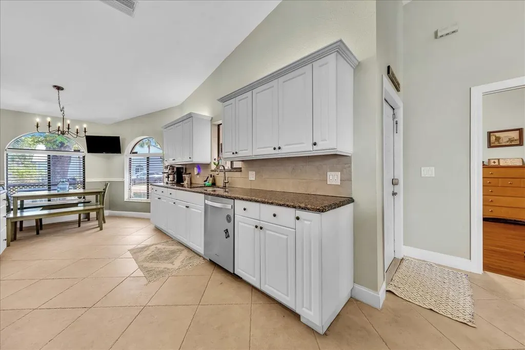 10003 NW 83rd Street Tamarac FL 33321