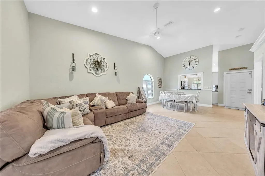10003 NW 83rd Street Tamarac FL 33321