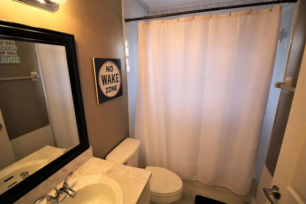 147 NW 10th Avenue Delray Beach FL 33444