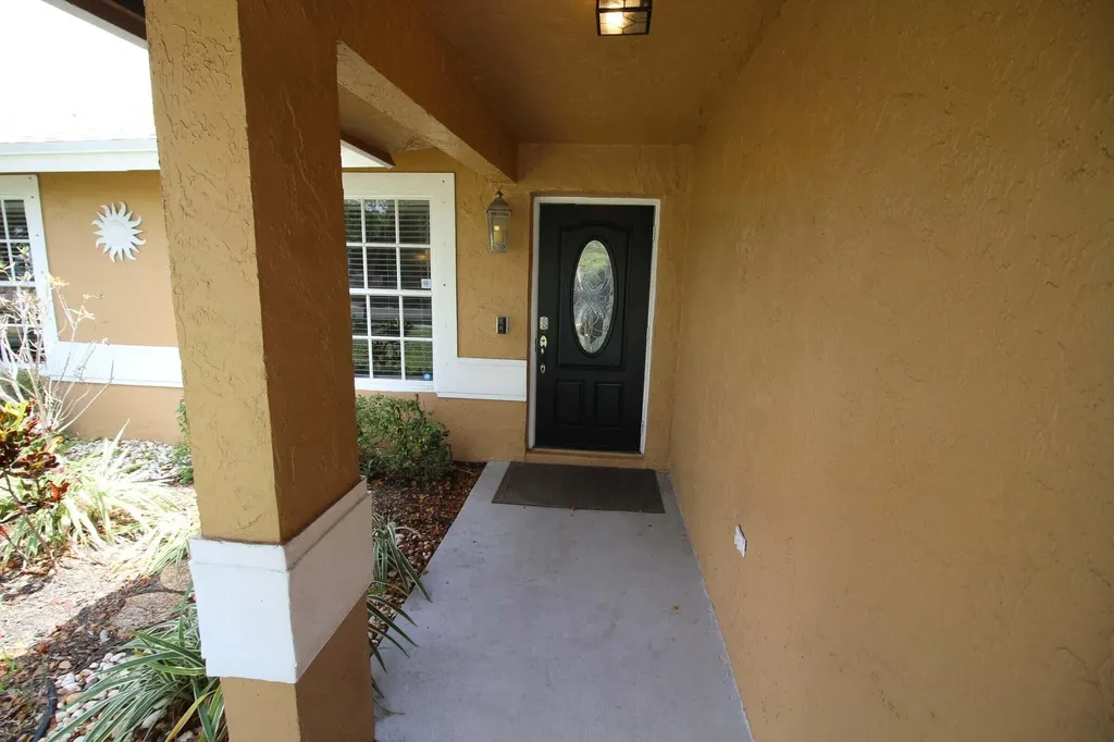 147 NW 10th Avenue Delray Beach FL 33444