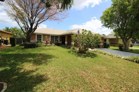 147 NW 10th Avenue Delray Beach FL 33444