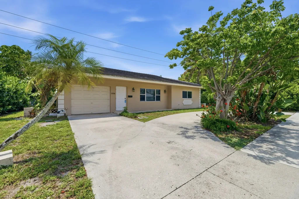 1256 SW 9th Avenue Boca Raton FL 33486