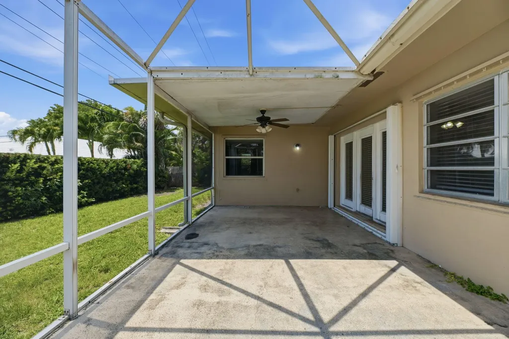 1256 SW 9th Avenue Boca Raton FL 33486