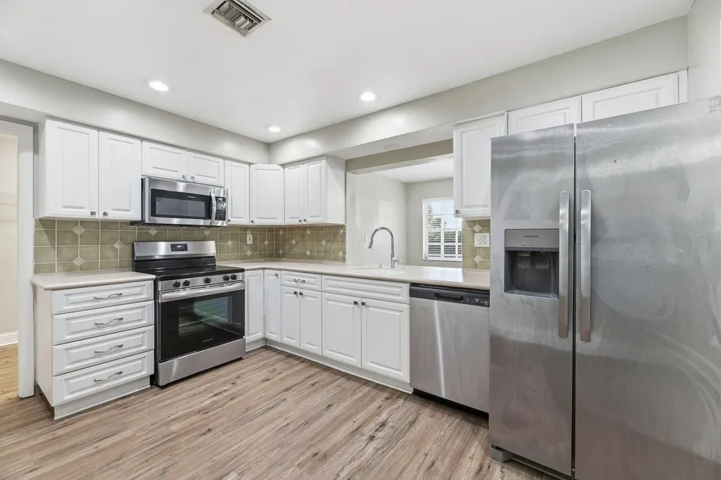 1256 SW 9th Avenue Boca Raton FL 33486