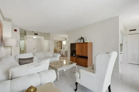 7900 Radice Court Lauderhill FL 33319