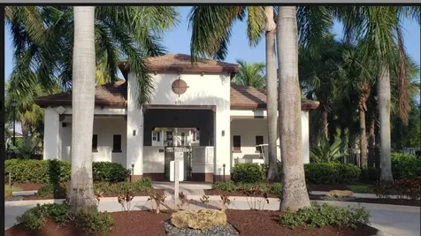 4778 Monarch Way Coconut Creek FL 33073