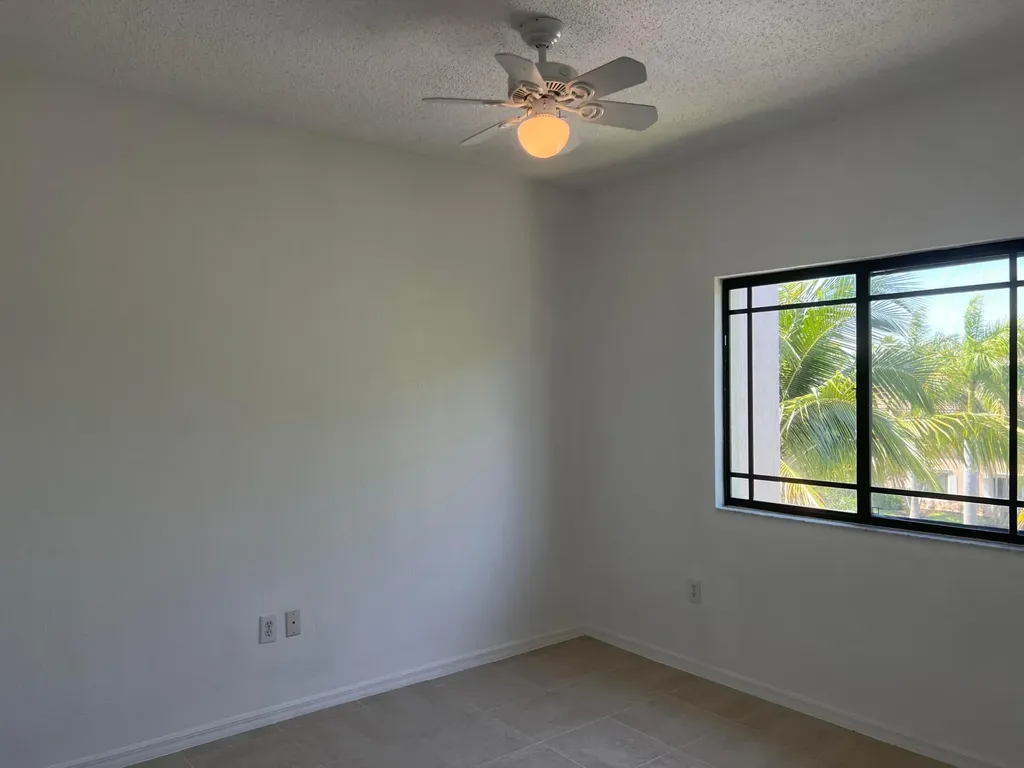 2812 Grande Parkway Palm Beach Gardens FL 33410