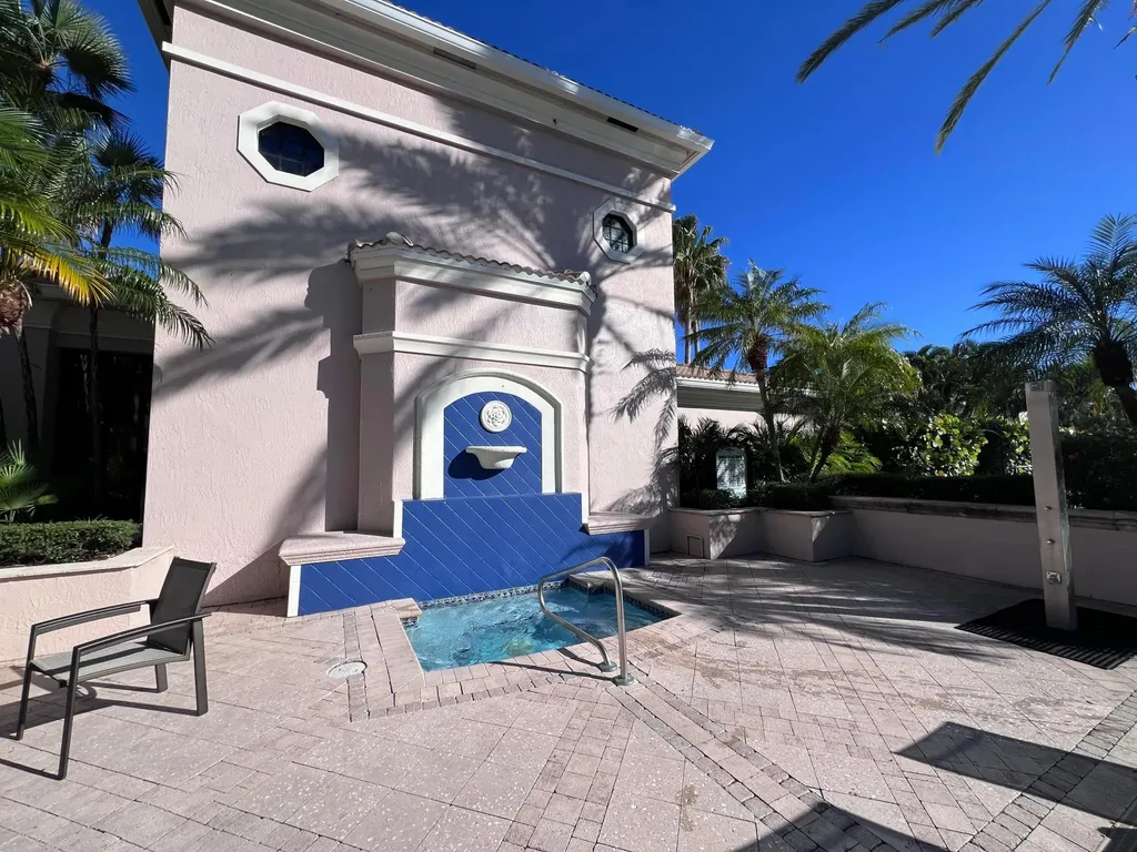 2812 Grande Parkway Palm Beach Gardens FL 33410