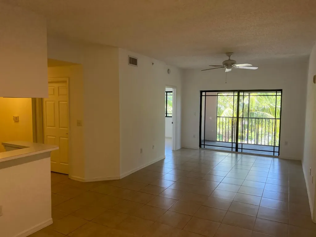 2812 Grande Parkway Palm Beach Gardens FL 33410