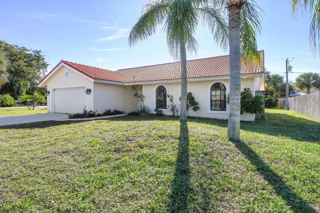 8201 Ranger Trail Boca Raton FL 33487