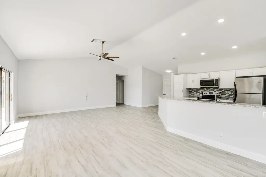 8201 Ranger Trail Boca Raton FL 33487