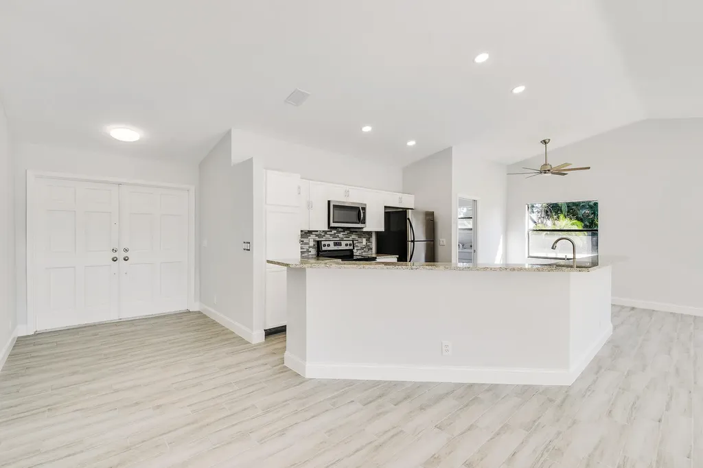 8201 Ranger Trail Boca Raton FL 33487