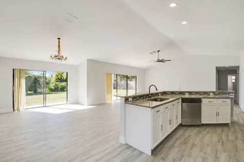 8201 Ranger Trail Boca Raton FL 33487