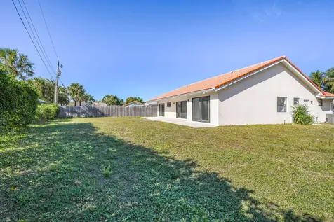 8201 Ranger Trail Boca Raton FL 33487