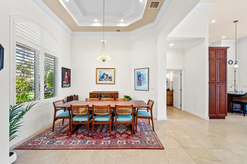 2760 NE 51st Street Lighthouse Point FL 33064