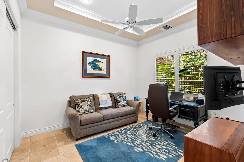 2760 NE 51st Street Lighthouse Point FL 33064