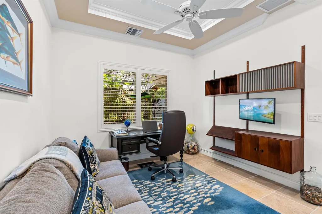 2760 NE 51st Street Lighthouse Point FL 33064