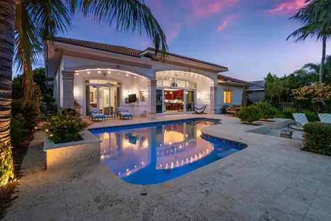 2760 NE 51st Street Lighthouse Point FL 33064