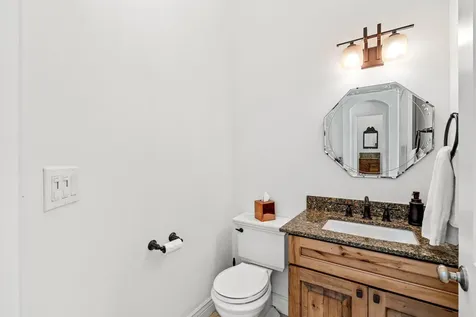2760 NE 51st Street Lighthouse Point FL 33064