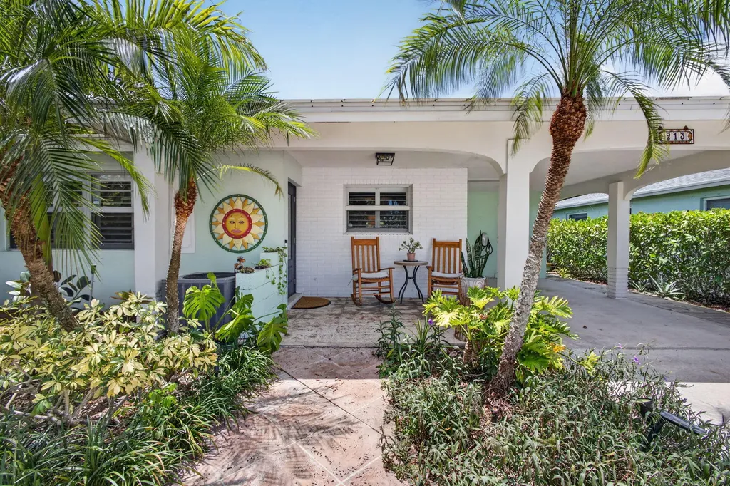 213 Fordham Drive Lake Worth FL 33460