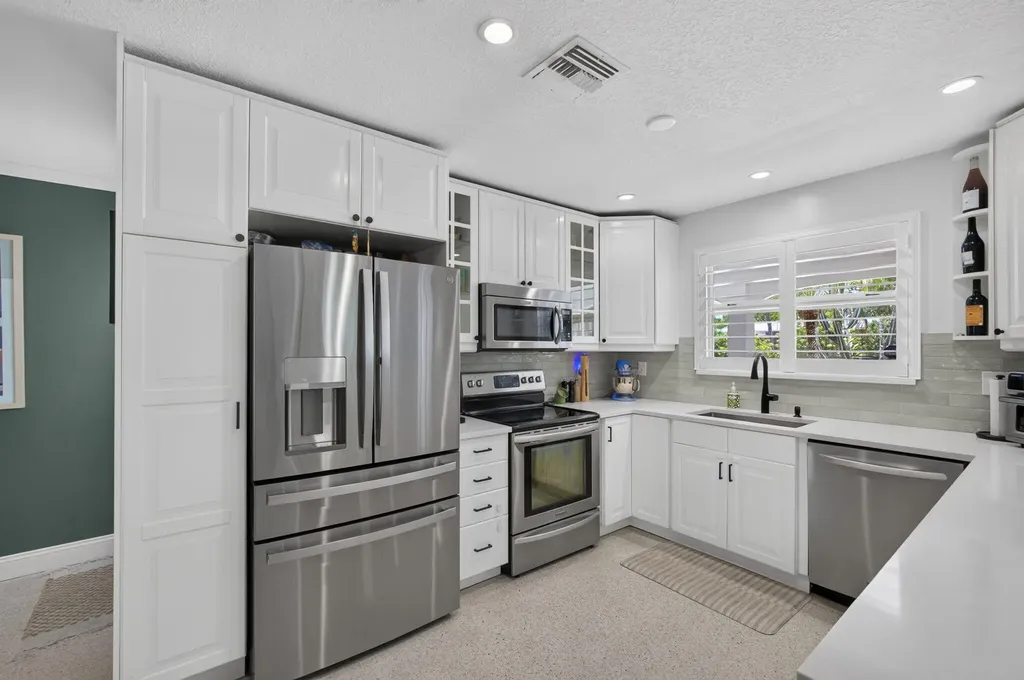 213 Fordham Drive Lake Worth FL 33460