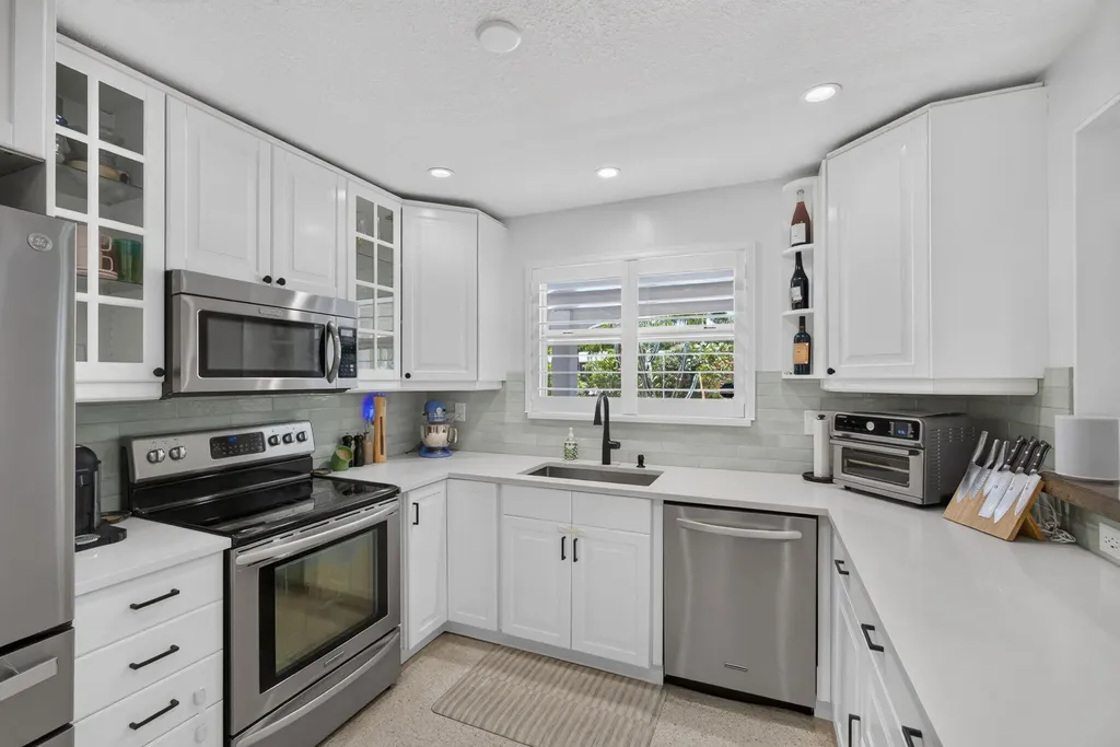 213 Fordham Drive Lake Worth FL 33460