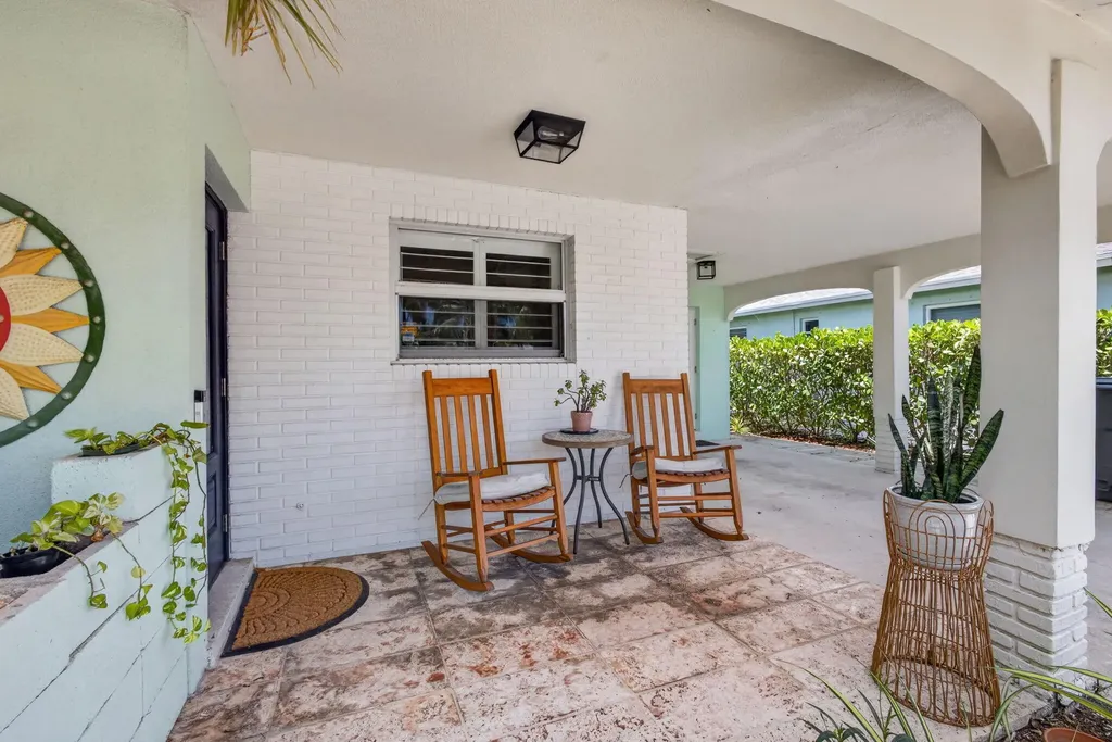 213 Fordham Drive Lake Worth FL 33460