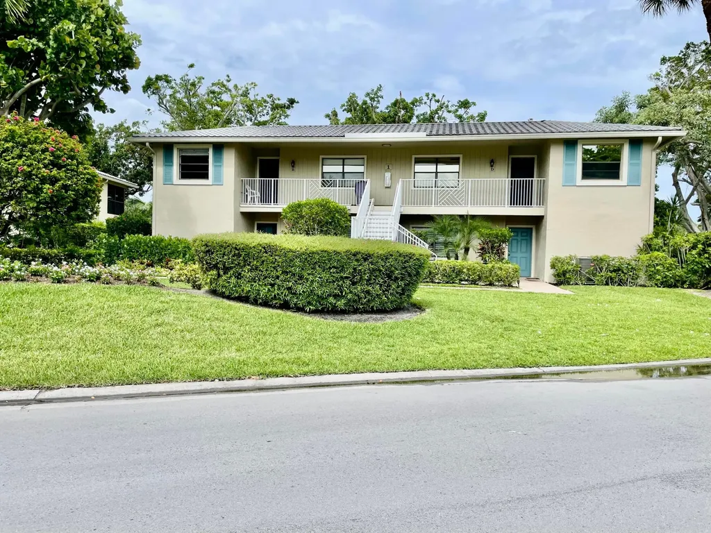 1 Westgate Lane Boynton Beach FL 33436