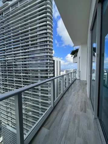 1100 S Miami Avenue Miami FL 33130